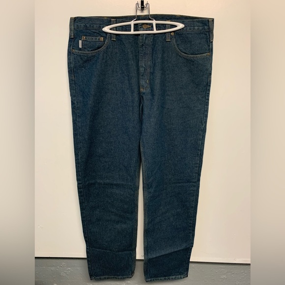 NWT Men’s Carhartt jeans, traditional fit, size 40x34 - Picture 1 of 4